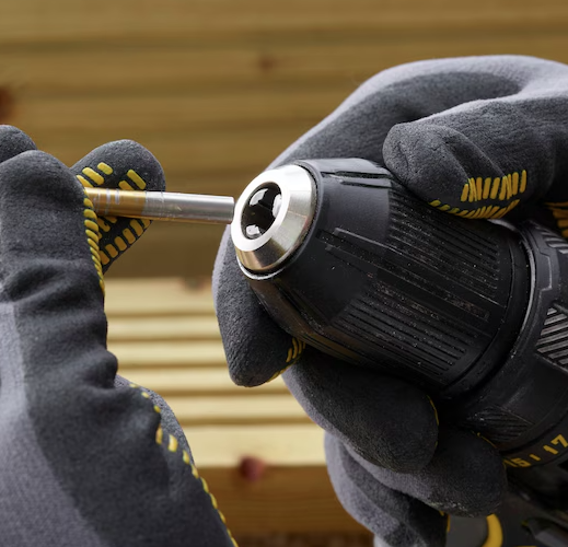 Wiertarko-wkrętarka V20 18V 2x1,5Ah i praktyczną walizką w zestawie | SFMCD700C2K-QW