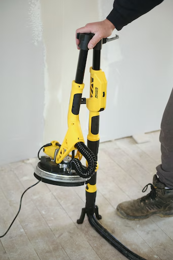 Szlifierka do gipsu 750W 225 mm – lekka, wydajna, do wygładzania ścian i sufitów | SFMEE500S