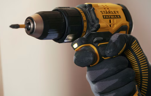 Wiertarko-wkrętarka V20 z momentem 60 Nm, 2 akumulatory 2Ah i walizka w zestawie | SFMCD710D2K-QW