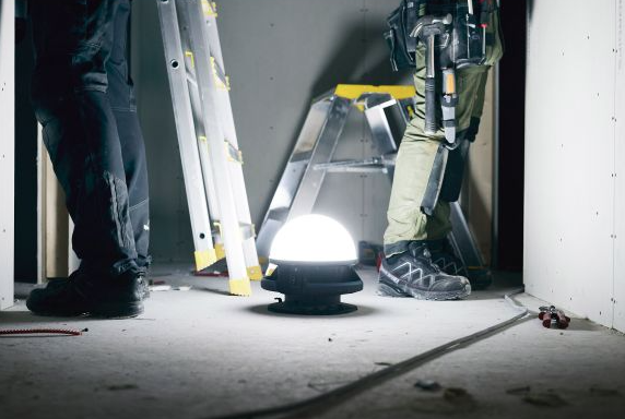 Lampa SHINE 4500 RE APP – aplikacja timer IP65 4500lm | 690000815