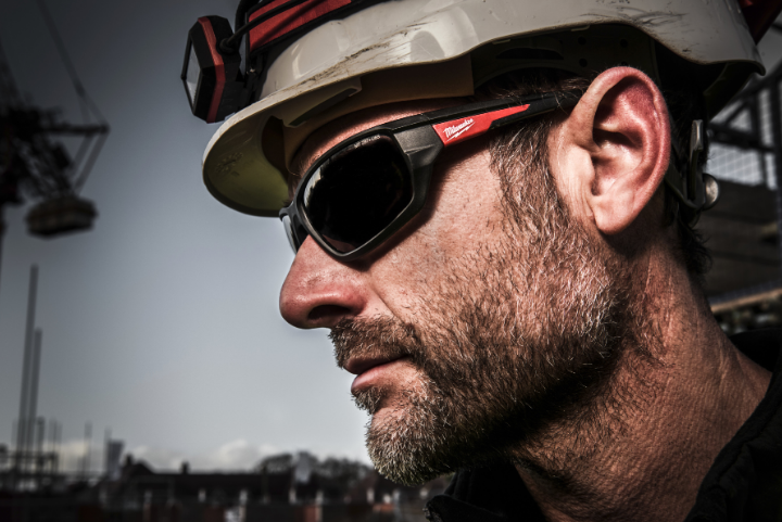 Okulary ochronne premium przyciemniane 1 para | 4932471884 - Centrum Techniczne Gałązka