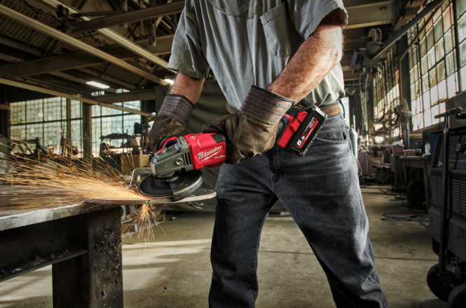 M18FHSAG125XB-0X M18 FUEL Wysokowydajna szlifierka kątowa 125 mm z przełącznikiem | 4933471077 - Centrum Techniczne Gałązka