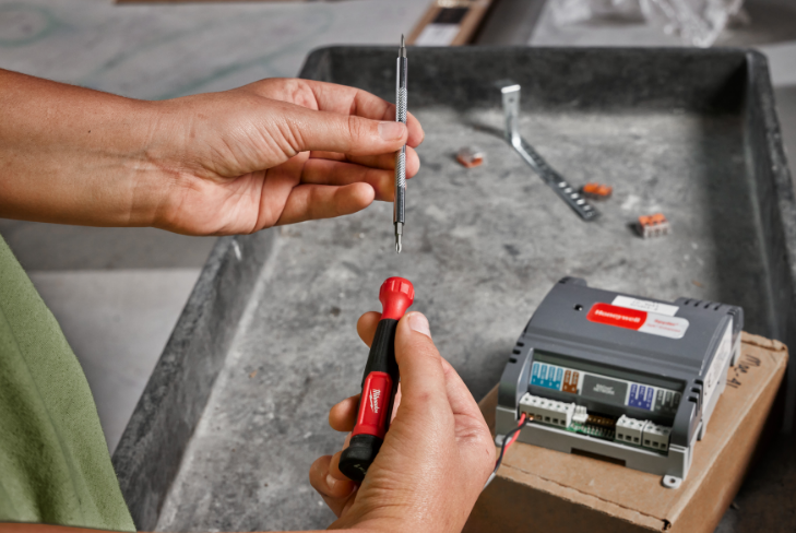 Uniwersalny wkrętak precyzyjny 4w1 | 4932480584