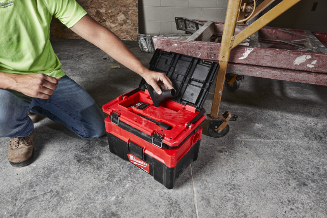 M18FPOVCL-0 M18 FUEL PACKOUT Odkurzacz do odkurzania na sucho i na mokro | 4933478187