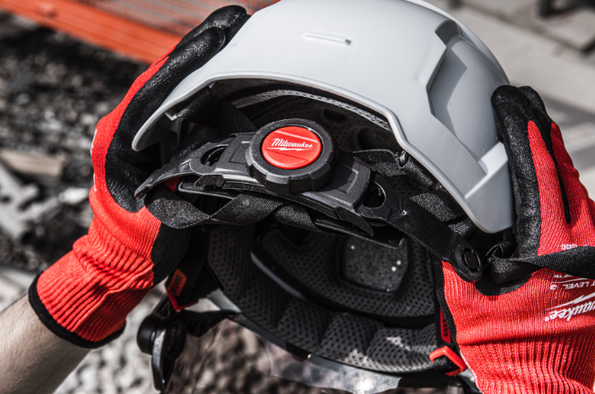 Okulary przyciemniane do hełmów BOLT™ (uniwersalne) - 1 szt. | 4932479942 - Centrum Techniczne Gałązka