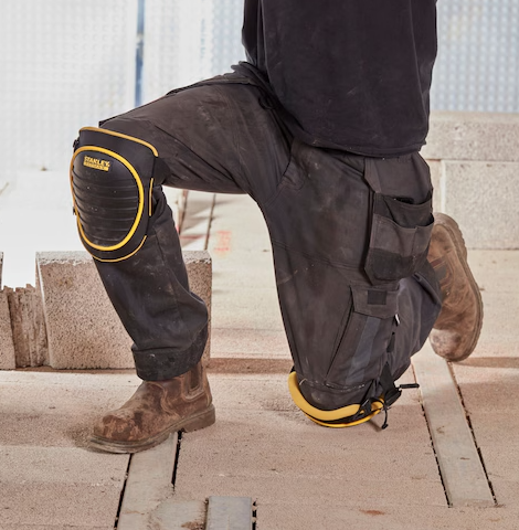 Nakolanniki twarde FatMax do ochrony kolan podczas pracy w warsztacie i na budowie | FMST82961-1