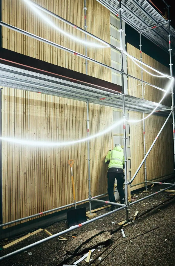 Taśma LED SUNLIT SLIM 20M do dekoracyjnego i energooszczędnego oświetlenia | 690010252