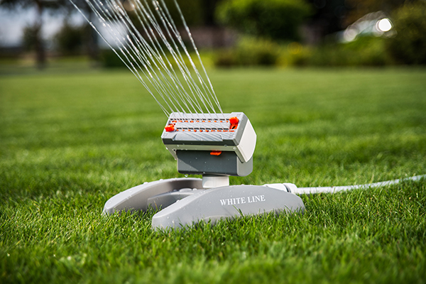 WHITE LINE Zraszacz regul.oscylacyjny 20-dysz | WL-Z18