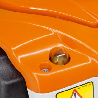 Dmuchawa spalinowa z silnikiem 2-Mix do liści BG 56 | 4241-011-1750