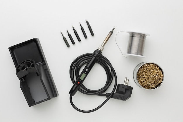 Lutownica transformatorowa, oporowa czy stacja lutownicza – czym się różnią?