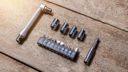 Adapter HEX–kwadrat do nasadek – jak dobrać rozmiar i używać go bezpiecznie?