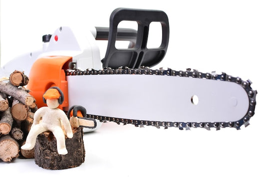 10 zastosowań pilarki łańcuchowej poza cięciem drewna kominkowego