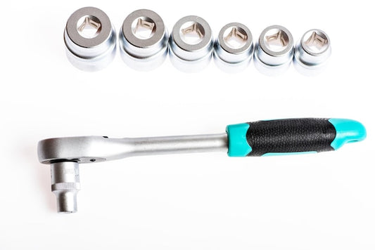 Czym jest klucz dynamometryczny i do czego służy?