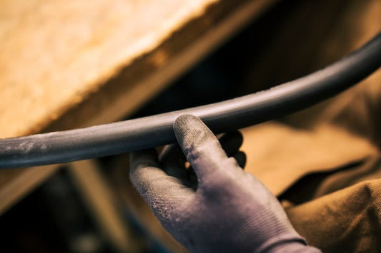 Najczęstsze błędy przy cięciu rur i kabli – jak ich unikać?