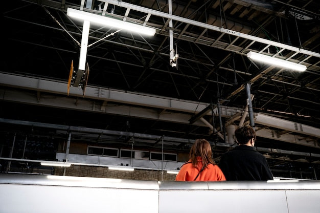 Lampy LED do warsztatu – zalety, zastosowania i porady zakupowe