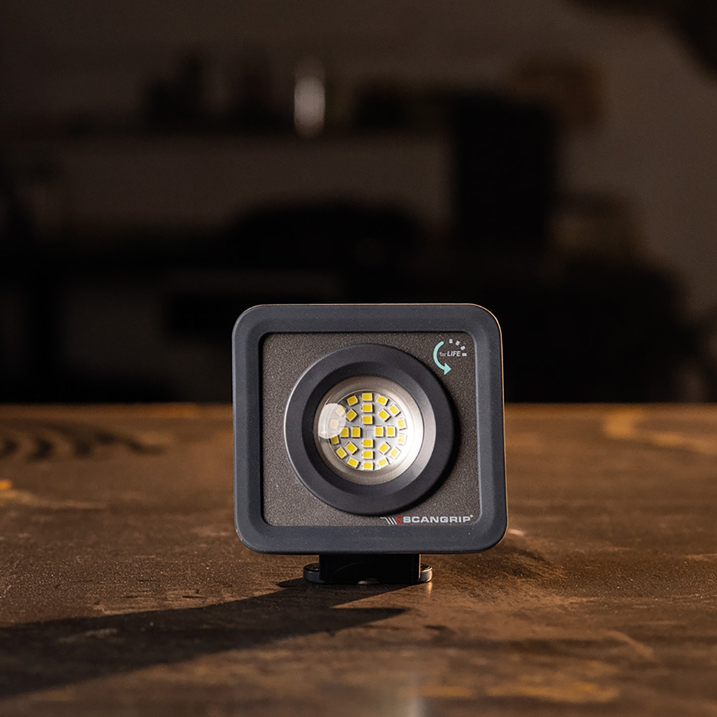 Kompaktowa lampa robocza NOVA MINI 1000lm | 03.6200