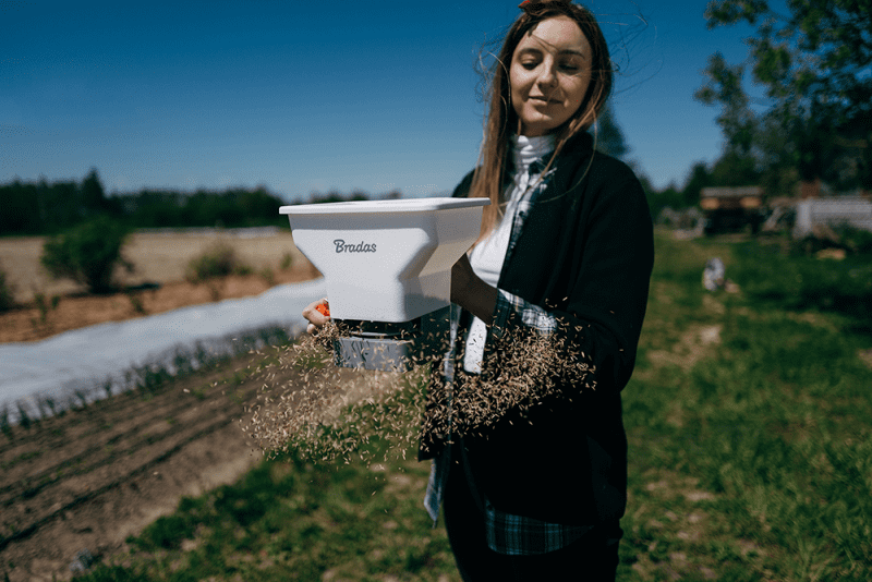 WHITE LINE - Ręczny siewnik ogrodowy 3l. | WL-SE102