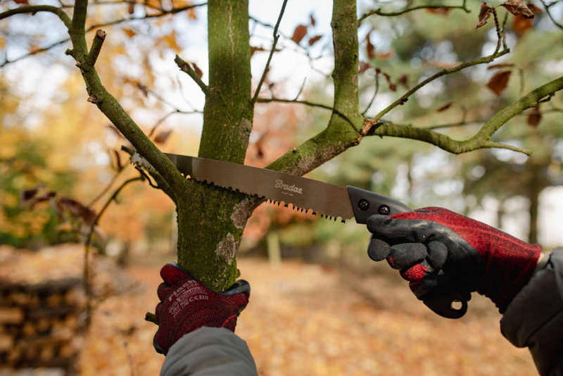 Piła V-SERIES-P CUTTER z ostrzem 300 mm, trwała i precyzyjna do cięcia drewna | KT-V1403/1