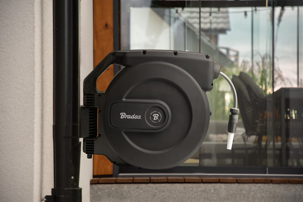 Automatyczny bęben ogrodowy WHITE LINE z wężem 1/2" 50 m i akcesoriami | WL-W7B50