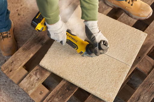 Szlifierka kątowa FatMax 18V 125 mm SOLO – bez akumulatora, do cięcia i szlifowania | SFMCG700B-XJ