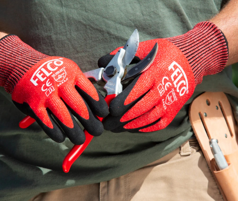 Zestaw promocyjny: sekator do gałęzi FELCO 4 + Ostrzałka do sekatorów Felco 906| P153