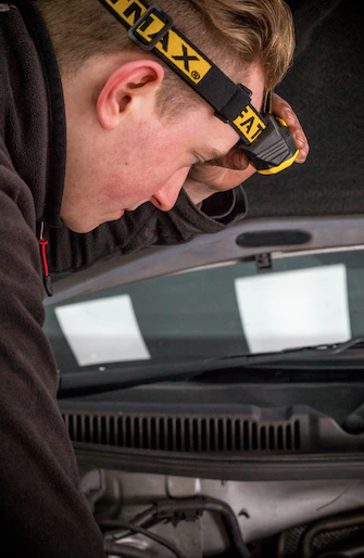 Latarka czołowa 200 lm z sensorem ruchu do pracy w ciemności i na świeżym powietrzu | FMHT81509-0