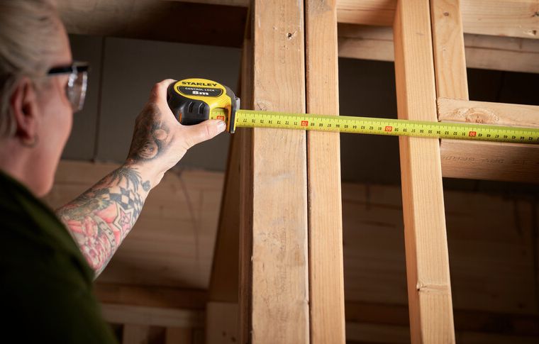 Miara CONTROL LOCK 8 m x 25 mm do precyzyjnych pomiarów, trwała i wygodna w użyciu | STHT37232-0