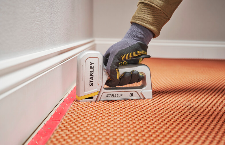 Zszywacz HD AL – trwałe i wygodne narzędzie do tapicerki, prac warsztatowych i mebli | STHT70150-0