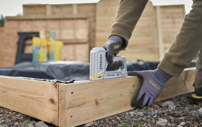 Zszywacz HD AL – trwałe i wygodne narzędzie do tapicerki, prac warsztatowych i mebli | STHT70150-0