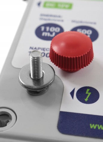 Kompletny zestaw ogrodzeniowy z elektryzatorem VIMENN PF-1100 zawierający pomarańczową taśmę, izolatory oraz uzio