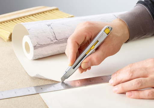 Nóż Interlock 9 mm metalowy, łamany, trwały i wygodny do precyzyjnego cięcia | 0-10-095