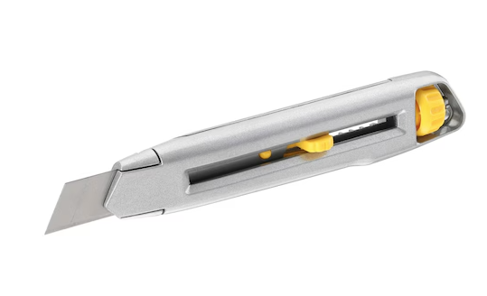 Nóż INTERLOCK 18 mm metalowy, łamany, trwały i wygodny do precyzyjnego cięcia | 0-10-018