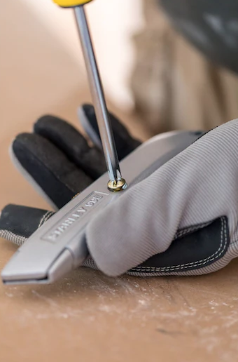 Nóż 99E metalowy luzem z chowanym ostrzem do precyzyjnego cięcia różnych materiałów | 1-10-099