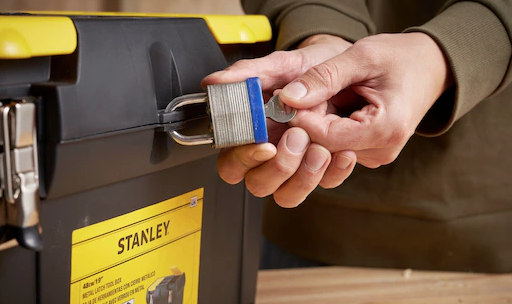 Skrzynka narzędziowa 19" seria 2000 do przechowywania i organizacji narzędzi w warsztacie | 1-92-066