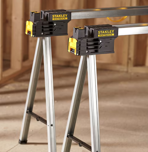 Stojak-kobyłka metalowa FatMax 2 sztuki do stabilnego podparcia drewna i materiałów w warsztacie  | FMST1-75763