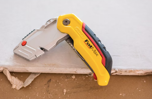 Nóż składany FatMax z chowanym ostrzem do precyzyjnego cięcia w domu i warsztacie | 0-10-825