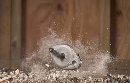 Sznur traserski 30 m w aluminiowej obudowie do precyzyjnego znakowania i pomiarów | 0-47-100