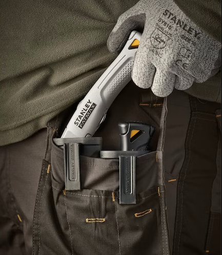 Nóż metalowy z pokrętłem i ostrzem trapezowym do precyzyjnego cięcia materiałów w domu i warsztacie  | FMHT10501-0