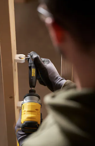 Nasadka kątowa z zestawem bitów 9 sztuk – praktyczny adapter | STA88582-XJ