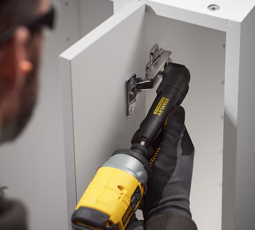 Nasadka kątowa z zestawem bitów 9 sztuk – praktyczny adapter | STA88582-XJ