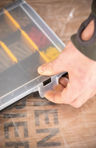 Organizer 11" – wytrzymały i praktyczny pojemnik do przechowywania narzędzi i akcesoriów| STST81680-1