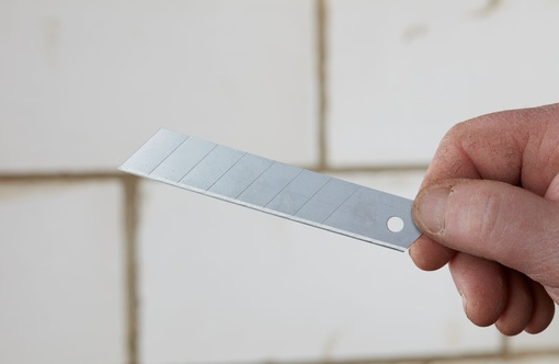 Ostrza łamane 18 mm, zestaw 10 opakowań po 10 sztuk do noży | 1-11-301