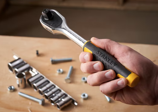 Zestaw grzechotka 1/2" i 9 nasadek - akcesoria do prac montażowych i naprawczych | STMT82671-0