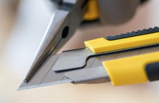 Nóż łamany 25 mm do papieru, kartonu i materiałów | 1-10-425