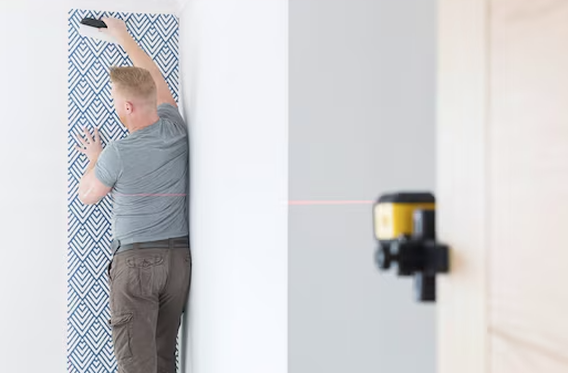 Laser CUBIX Next Generation czerwony, precyzyjny i wygodny do poziomowania i pomiarów | STHT77498-1