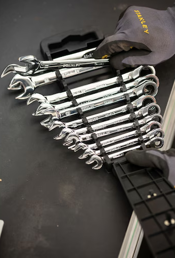 Zestaw 12 kluczy płasko-oczkowych z grzechotką, wytrzymały do napraw i montażu | STMT82847-0