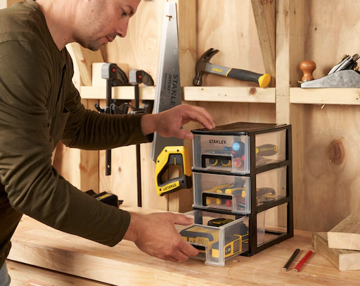 Szuflady ESSENTIAL M, pojemne i trwałe, idealne do przechowywania narzędzi i akcesoriów | STST40711-1