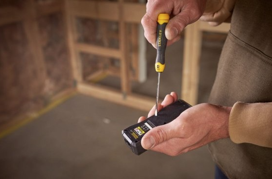 Zestaw wkrętaków Cushion Grip 8 szt. (płaskie i PH) do prac warsztatowych i domowych | 0-65-011