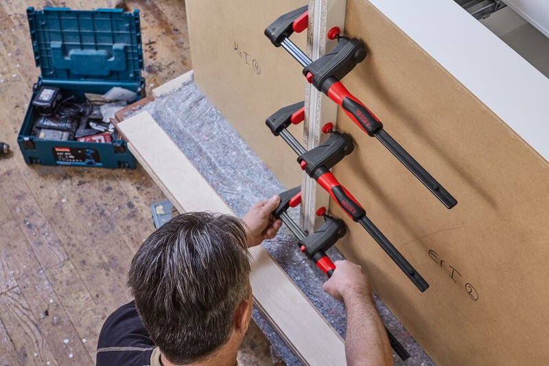 Ścisk stolarski z przekładnią 300/60 do precyzyjnego mocowania elementów stolarskich LIMITED GEARKLAMP | GK30